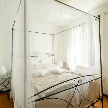 Casina Delle Fate By Vacavilla Villa *